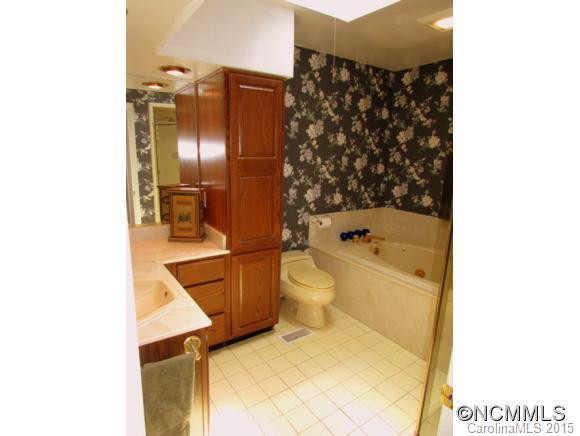 83 Skyview Terrace - Photo 13