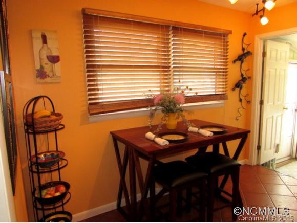 83 Skyview Terrace - Photo 3