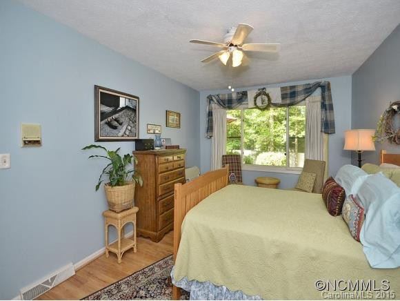 30 GOLDEN OAKS LANE - Photo 13