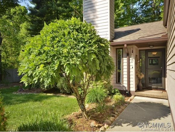 30 GOLDEN OAKS LANE - Photo 24