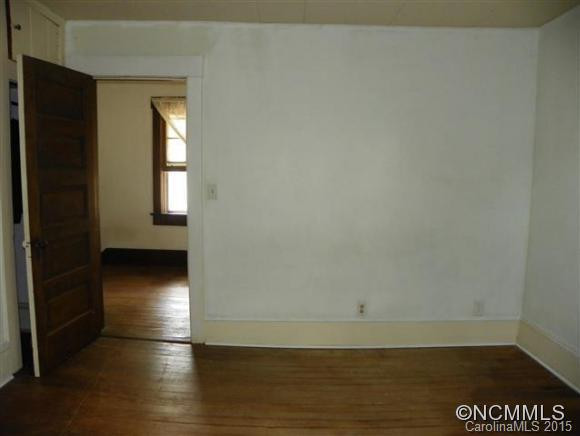 122 Woodrow Avenue - Photo 14
