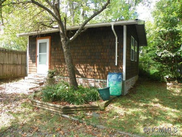 122 Woodrow Avenue - Photo 17