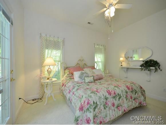 623 CARRIAGE COMMONS DRIVE - Photo 6