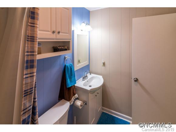 8 Brierley Hill - Photo 17