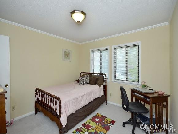 27 LAKE DRIVE - Photo 13