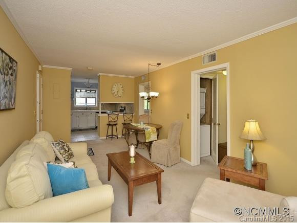 27 LAKE DRIVE - Photo 4