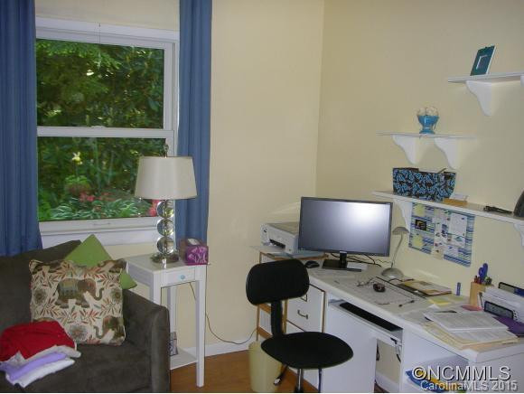 210 HEMLOCK LOOP - Photo 15