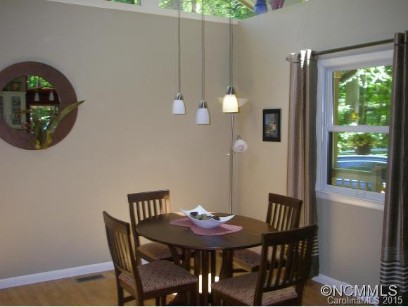 210 HEMLOCK LOOP - Photo 18