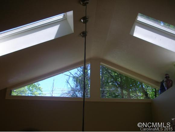 210 HEMLOCK LOOP - Photo 19