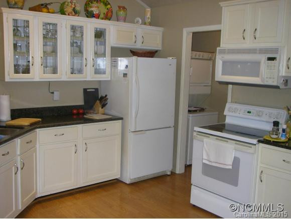 210 HEMLOCK LOOP - Photo 21