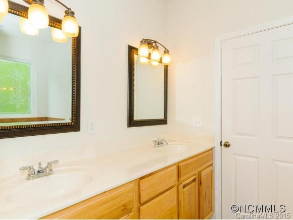 264 N Crab Meadow Drive - Photo 12