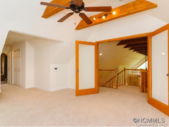 264 N Crab Meadow Drive - Photo 18