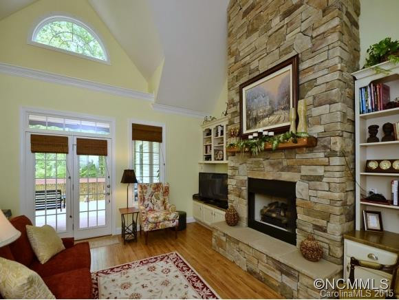 10 WOODSON DRIVE - Photo 2
