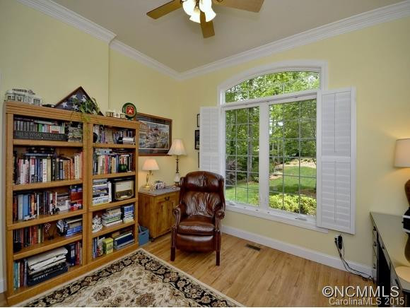 10 WOODSON DRIVE - Photo 15