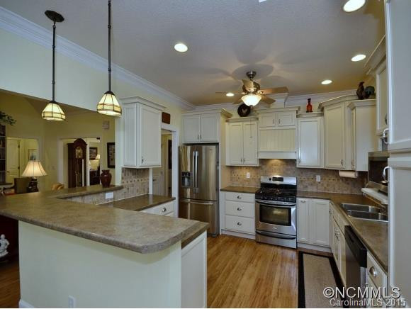 10 WOODSON DRIVE - Photo 8