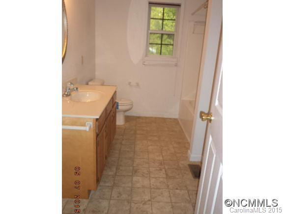114 Blossom Drive - Photo 14