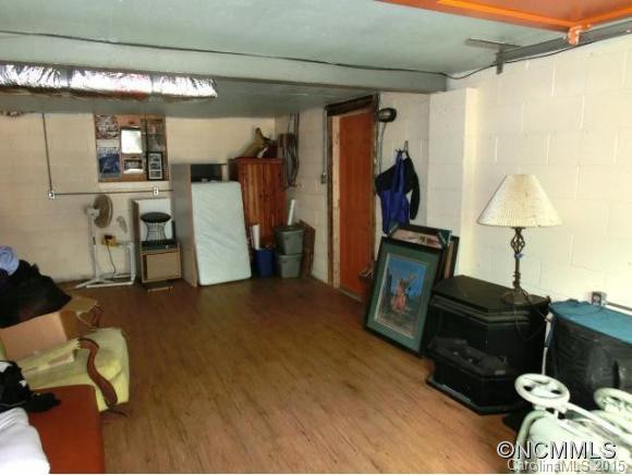 305 Melody Circle - Photo 11