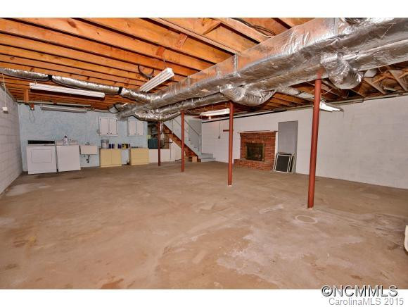5 Forest Lane - Photo 16