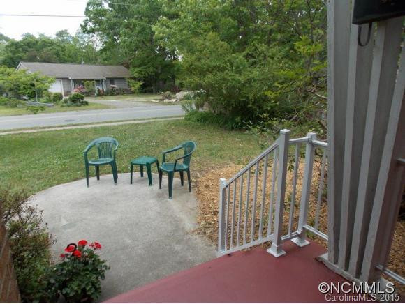 616 Willow Street - Photo 11