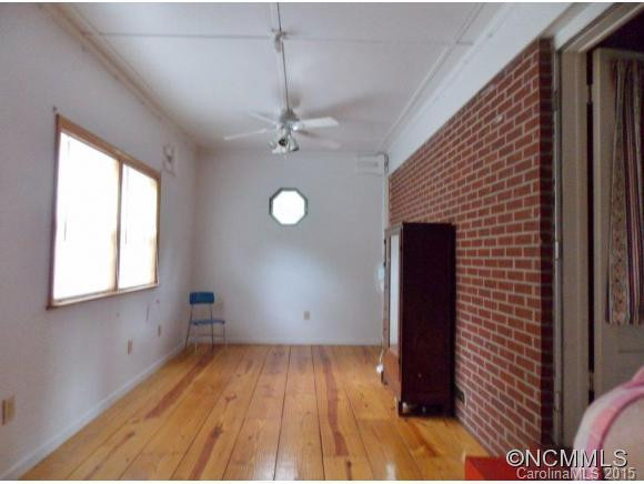 616 Willow Street - Photo 7