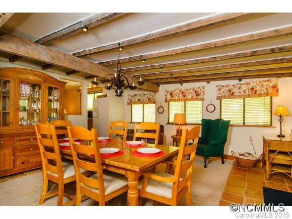 2641 Golden Road - Photo 14