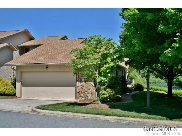 124 Deerlake Drive