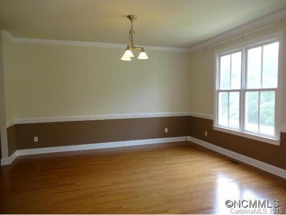 211 ALMOND BRANCH DRIVE - Photo 4