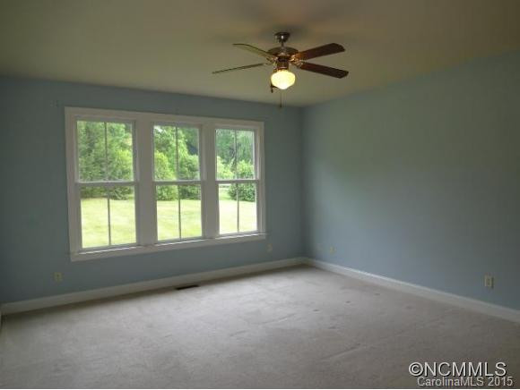 211 ALMOND BRANCH DRIVE - Photo 9