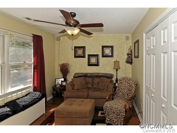 46 FOXBERRY DRIVE - Photo 13