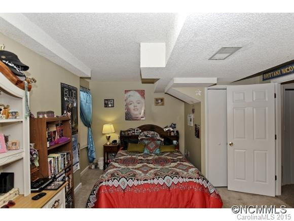 46 FOXBERRY DRIVE - Photo 16