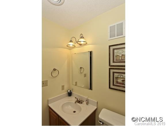 46 FOXBERRY DRIVE - Photo 17