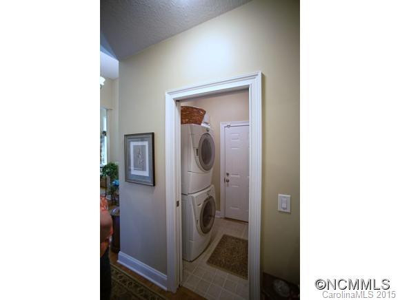 720 LYNDHURST DR. - Photo 20