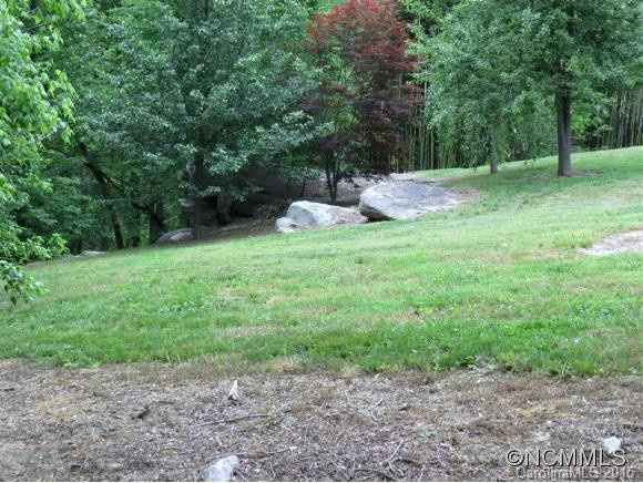 720 LYNDHURST DR. - Photo 3