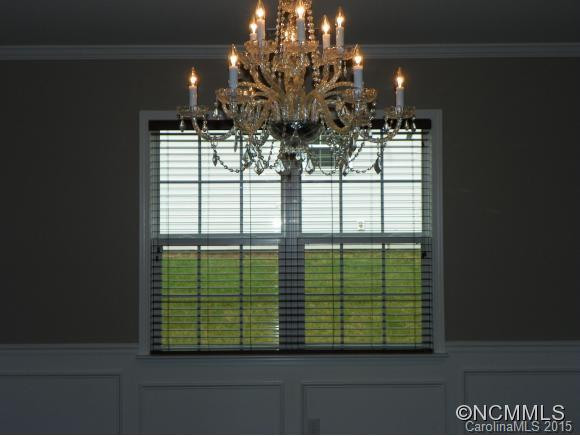 294 Roanoke Road - Photo 4