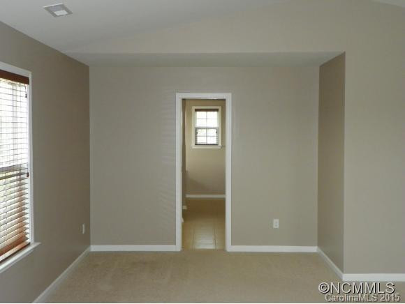 294 Roanoke Road - Photo 7