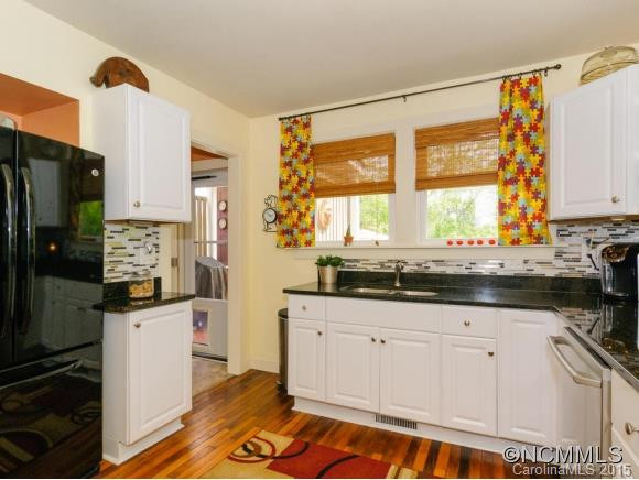 283 Fairview Road - Photo 8