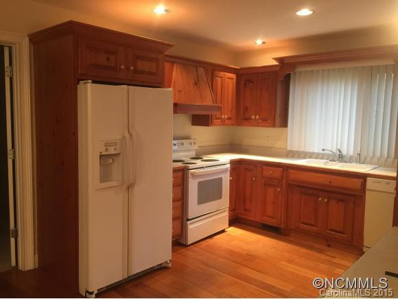 19 Stoneridge - Photo 3