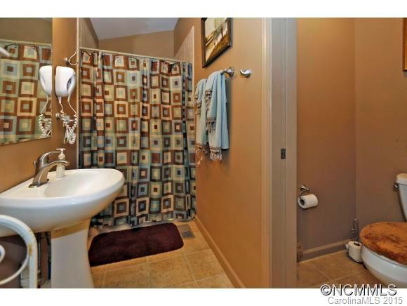 286 Treetop Lane - Photo 14