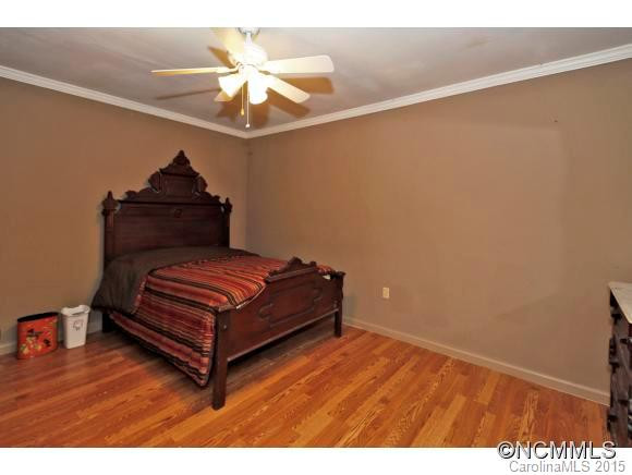 286 Treetop Lane - Photo 15