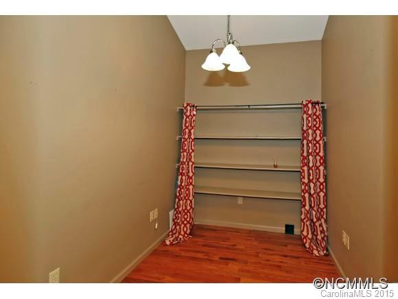 286 Treetop Lane - Photo 18