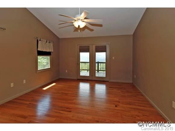 286 Treetop Lane - Photo 8