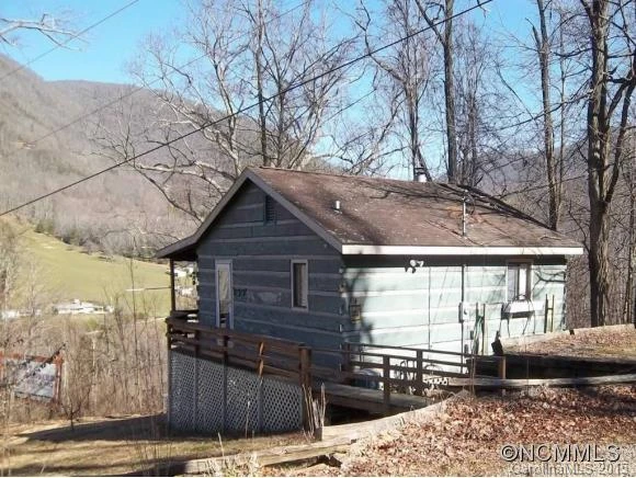 75 MAGGIE LANE