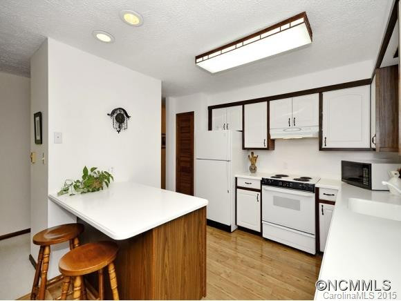 19 SPOOKS BRANCH ROAD EXT. - Photo 6