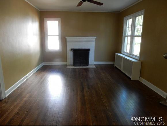 9 Colonial Place - Photo 4