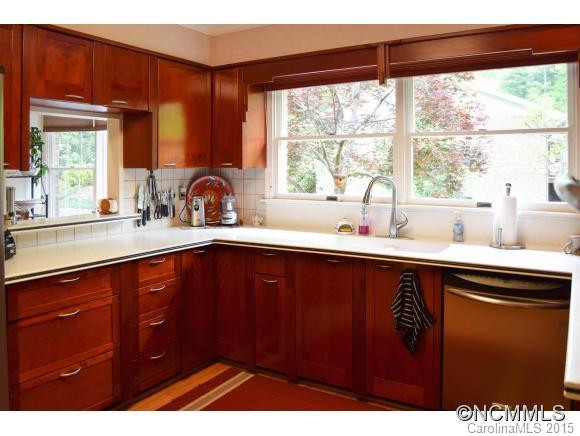 216 Heathcote Rd - Photo 4