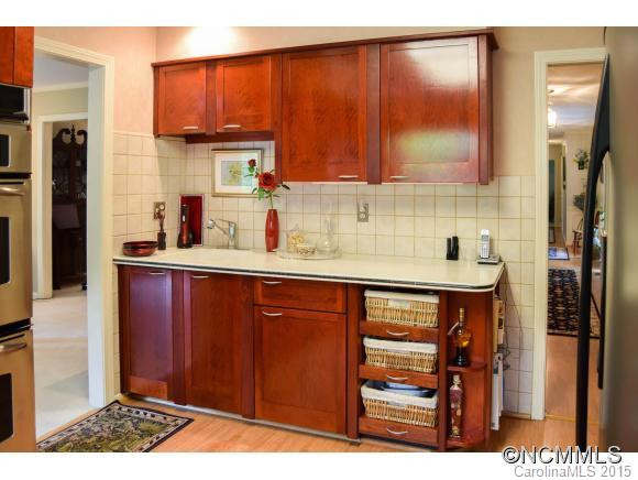 216 Heathcote Rd - Photo 5