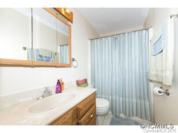 234 Meadow Woods Drive - Photo 11
