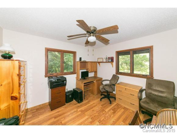 234 Meadow Woods Drive - Photo 14