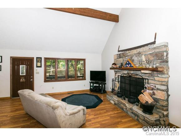 234 Meadow Woods Drive - Photo 4