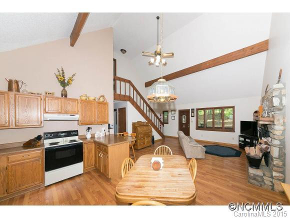 234 Meadow Woods Drive - Photo 5